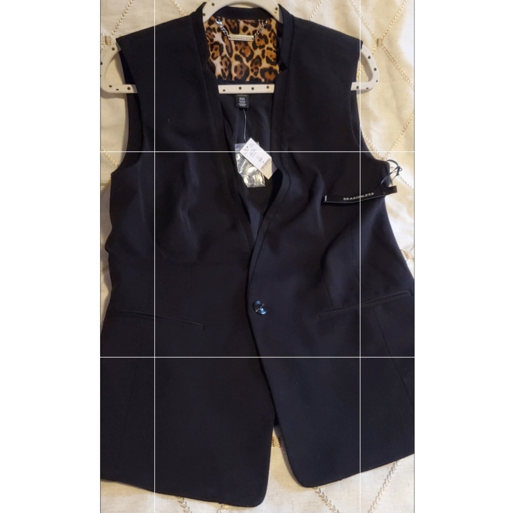 Brand NEW WHBM sleeveless jacket